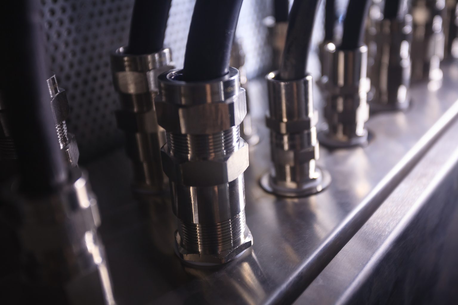 Adaptable Cable Glands